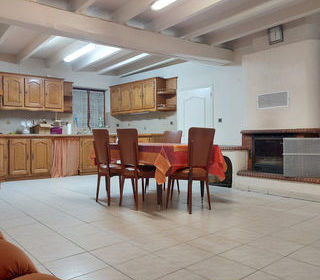  Maison � vendre 8 pi�ces 140 m�