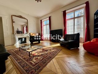  Appartement � vendre 9 pi�ces 202 m�