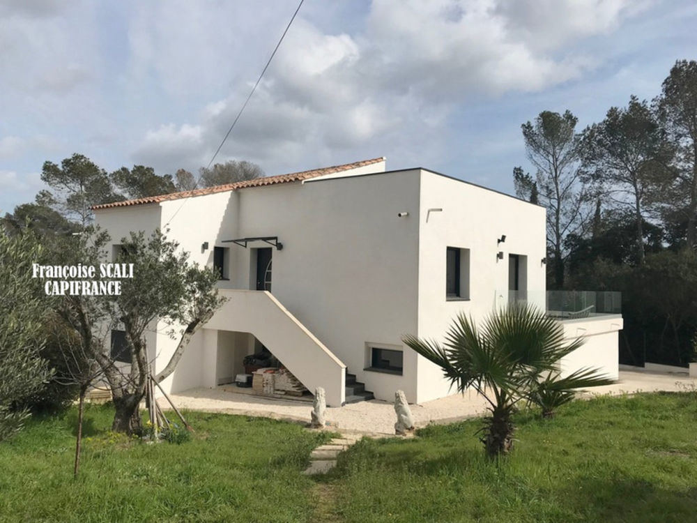 � vendre  Maison Saint-Rapha�l (83700)