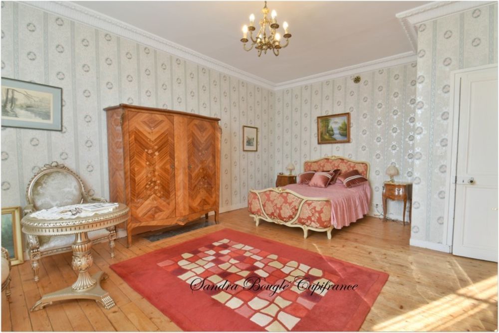 � vendre  Maison Laval (53000)