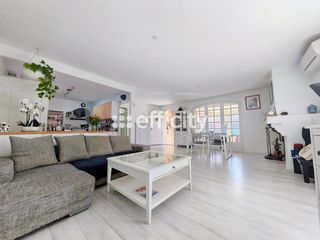  Maison � vendre 6 pi�ces 140 m�