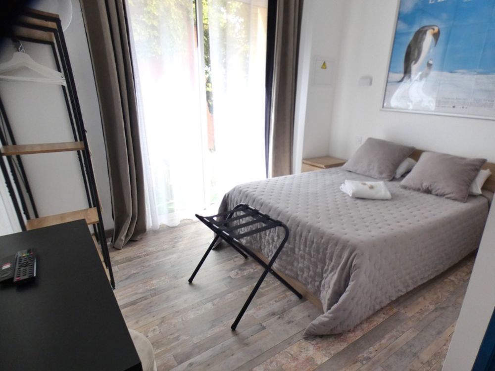 � vendre  Propri�t�/ch�teau Vias (34450)