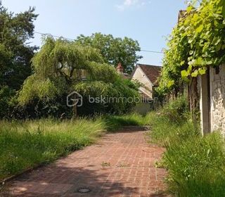  Maison � vendre 9 pi�ces 316 m�