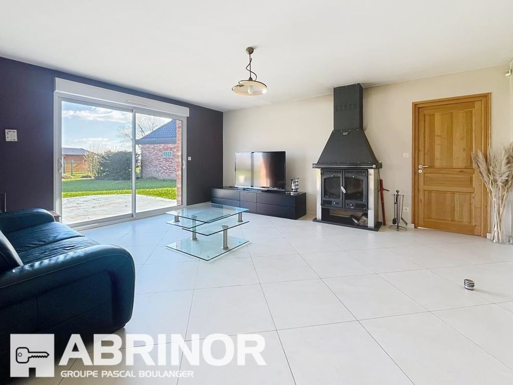 � vendre  Villa Gondecourt (59147)