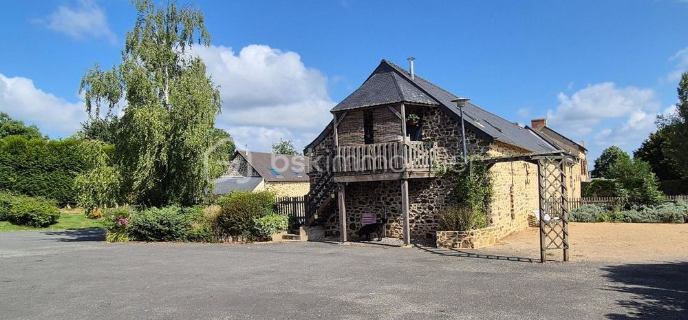 � vendre  Propri�t�/ch�teau Saint-Germain-le-Fouilloux (53240)