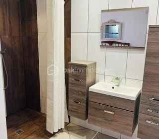  Villa � vendre 9 pi�ces 230 m�