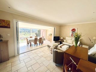  Villa � vendre 5 pi�ces 155 m�