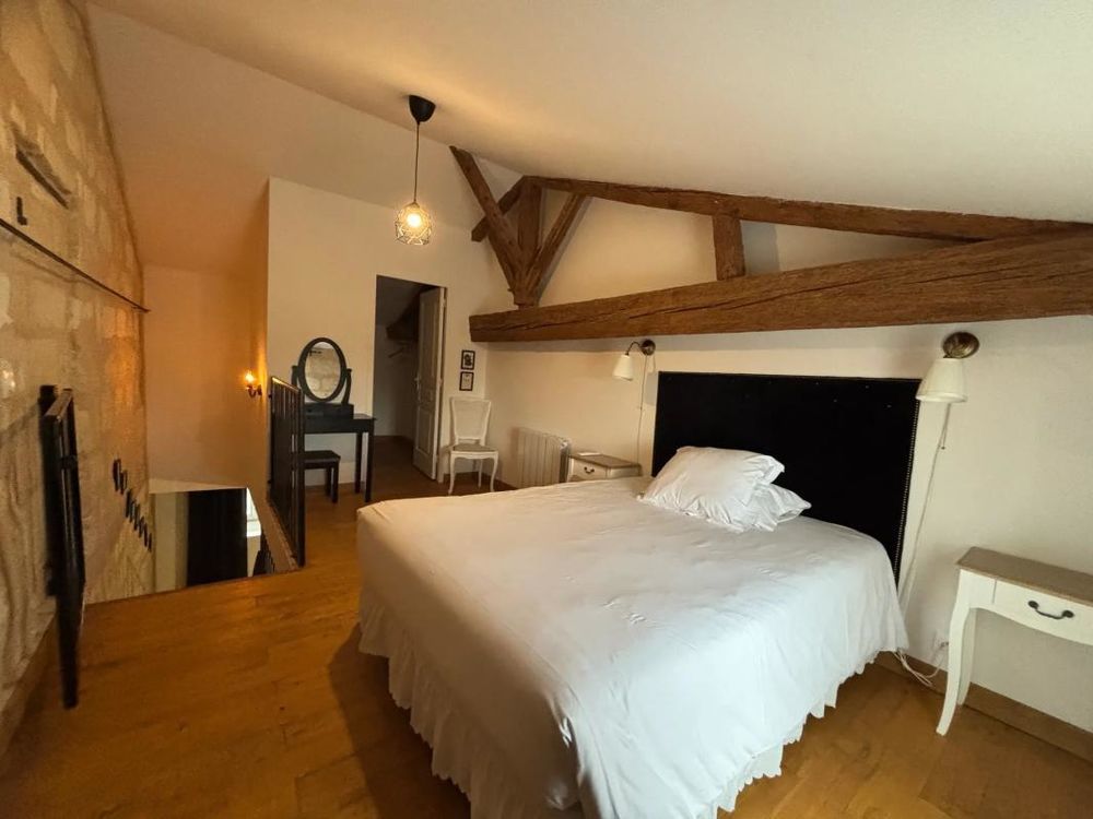 � vendre  Propri�t�/ch�teau Ambar�s-et-Lagrave (33440)