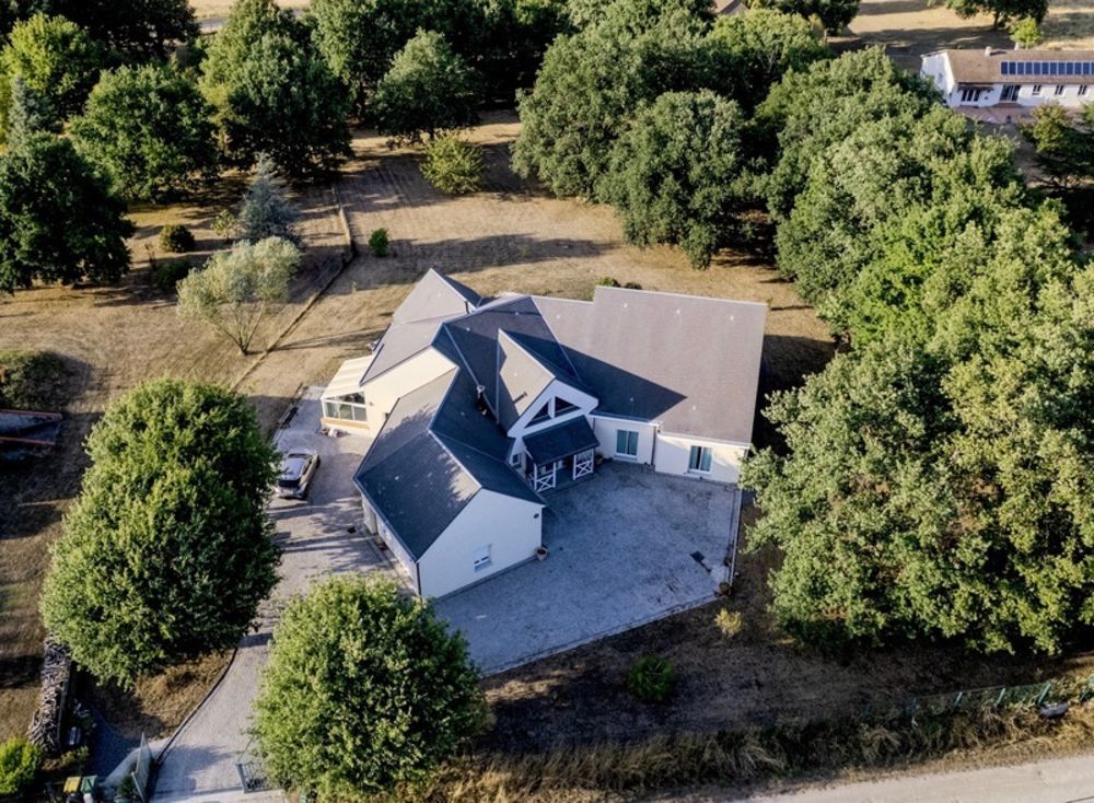 � vendre  Maison Vienne-en-Val (45510)