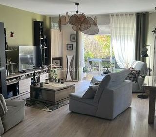  Appartement � vendre 3 pi�ces 77 m�