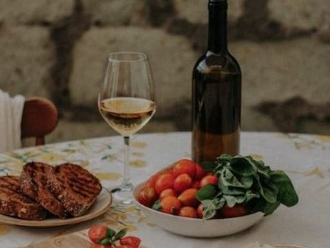 Fonds de commerce Restaurant proche de SAINT REMY DE PROVENCE 892500 13210 Saint remy de provence