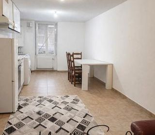  Immeuble � vendre 10 pi�ces 209 m�