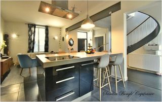  Maison � vendre 12 pi�ces 317 m�