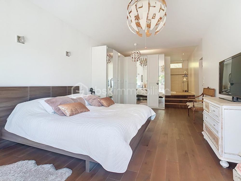 � vendre  Propri�t�/ch�teau Chessy (77700)