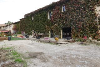  Maison � vendre 9 pi�ces 368 m�