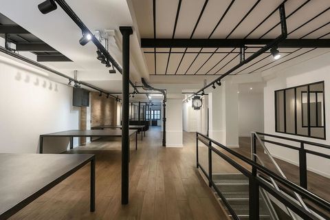 PARIS 11- FOLIE MERICOURT / REPUBLIQUE Local commercial / Bureaux � 484,51 m&sup2; 11411 75011 Paris