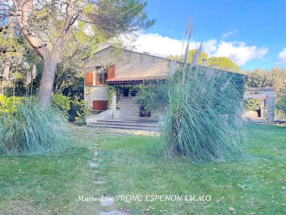 � vendre  Villa Pernes-les-Fontaines (84210)