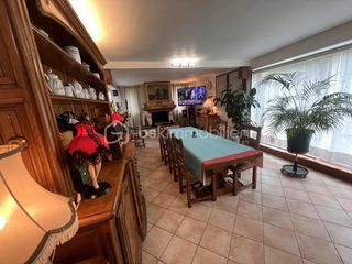  Maison � vendre 8 pi�ces 230 m�