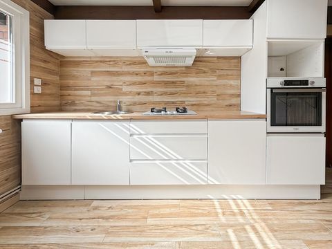   Maison Maison - 1 pi�ce(s) - 72 m�