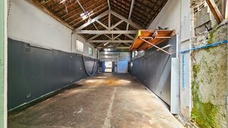  Immeuble � vendre 15 + pi�ces 200 m�