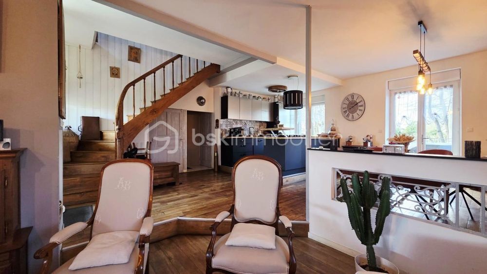 � vendre  Propri�t�/ch�teau Beauvoir (50170)