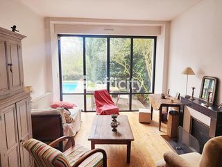  Maison � vendre 10 pi�ces 215 m�