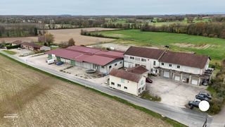  Immeuble � vendre 3 pi�ces 244 m�