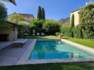  Propri�t�/ch�teau � vendre 12 pi�ces 308 m�