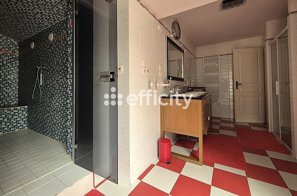 � vendre  Villa Saint-Georges-de-Didonne (17110)