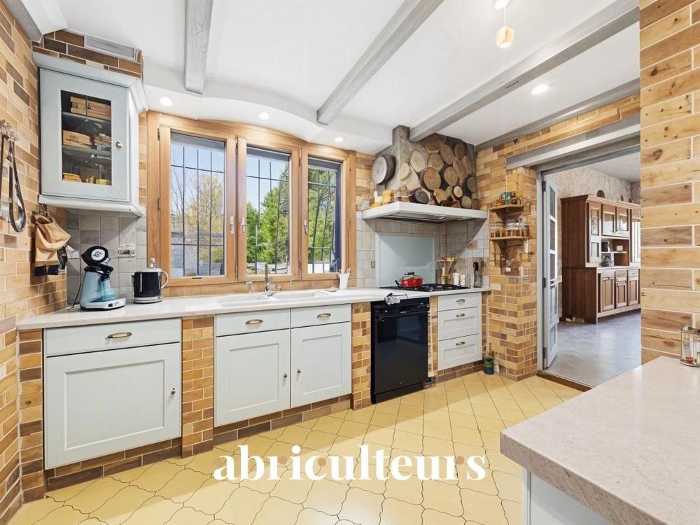 � vendre  Maison Lauris (84360)