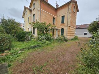  Propri�t�/ch�teau � vendre 7 pi�ces 159 m�