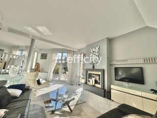  Maison � vendre 7 pi�ces 205 m�