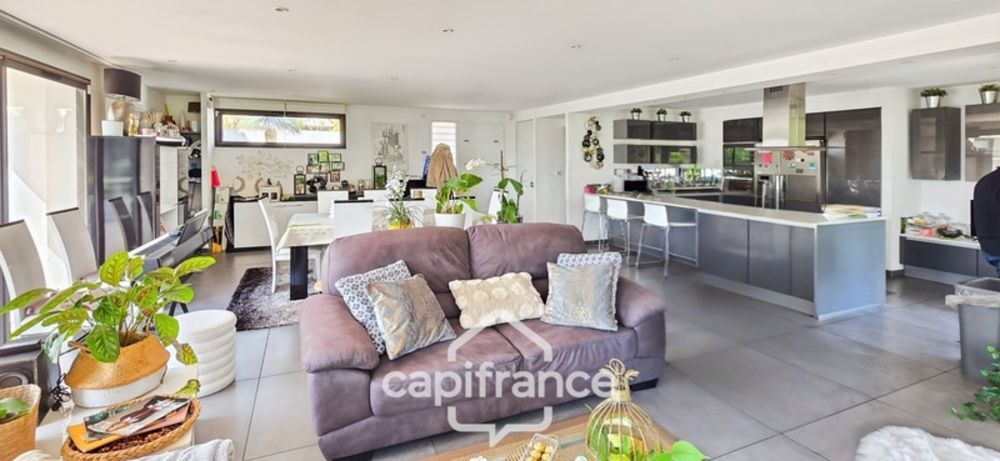 � vendre  Villa La Valette-du-Var (83160)