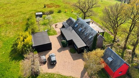   Exception en pleine nature � Propri�t� avec 3,7 hectares et vue panoramique Maison - 7 pi�ce(s) - 214 m�