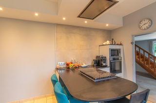  Maison � vendre 10 pi�ces 281 m�