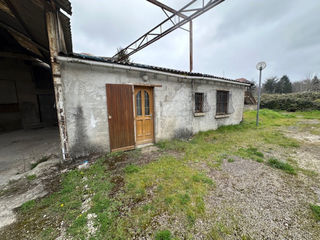  Remise / Grange � vendre 1 pi�ce 370 m�