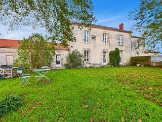  Maison � vendre 10 pi�ces 210 m�