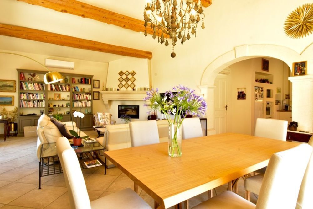 � vendre  Maison Fontvieille (13990)