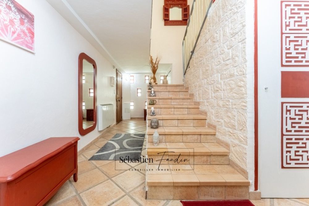 � vendre  Maison Vitrolles (13127)