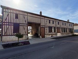  Maison � vendre 10 pi�ces 284 m�