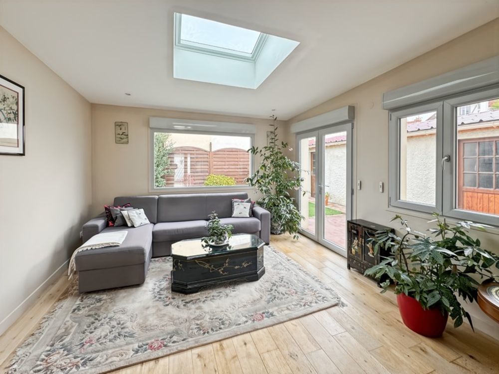 � vendre  Maison Courbevoie (92400)