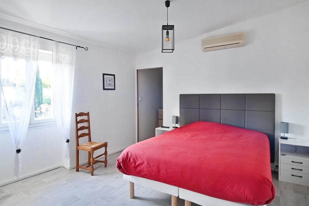 � vendre  Maison Monteux (84170)