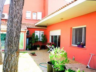  Propri�t�/ch�teau � vendre 9 pi�ces 230 m�