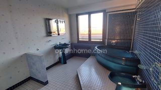  Appartement � vendre 5 pi�ces 148 m�