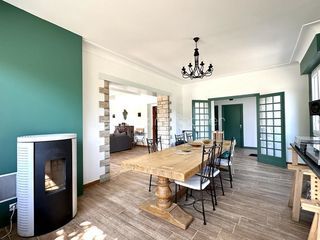  Propri�t�/ch�teau � vendre 7 pi�ces 256 m�