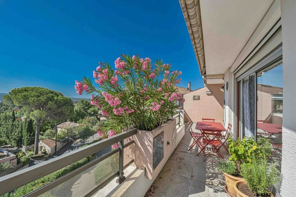 � vendre  Appartement Aix-en-Provence (13100)