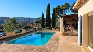  Villa � vendre 7 pi�ces 225 m�