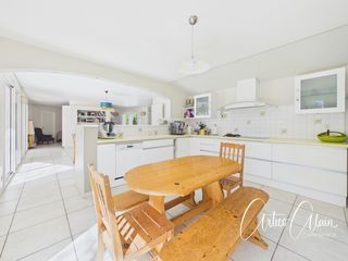  Maison � vendre 7 pi�ces 230 m�