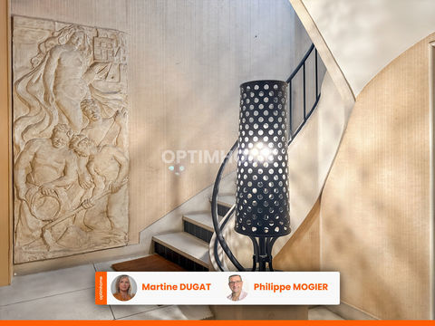   Rare � Vichy, Duplex 1er et 2�me �tage avec toit terrasse, 2 garages et caves Appartement - 6 pi�ce(s) - 157 m�