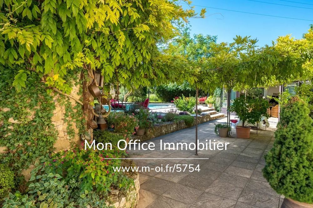 � vendre  Propri�t�/ch�teau Lamanon (13113)